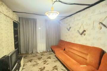 3-к квартира, 48 м², 1/5 эт.